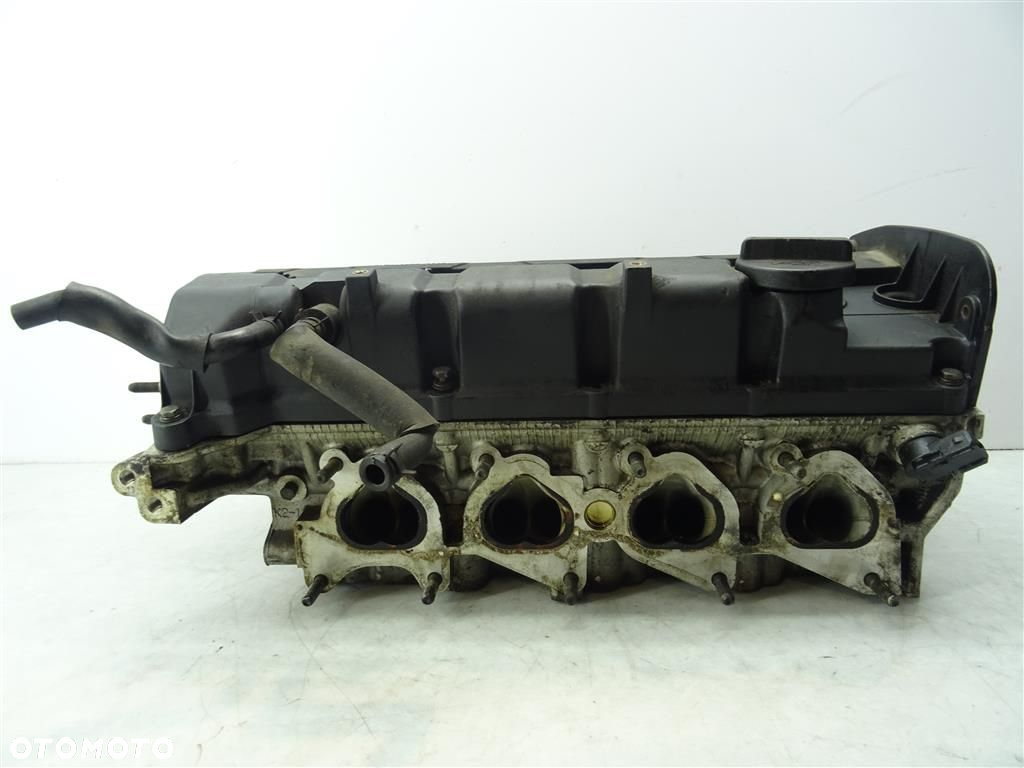 Głowica WAŁKI POKRYWA ZAWORÓW Kia Carens 2.0B 16V  BCVVT - 4