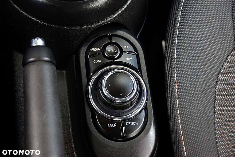 MINI Cooper Yours Trim - 32