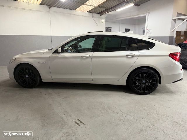 BMW 530 Gran Turismo d Pack M - 9