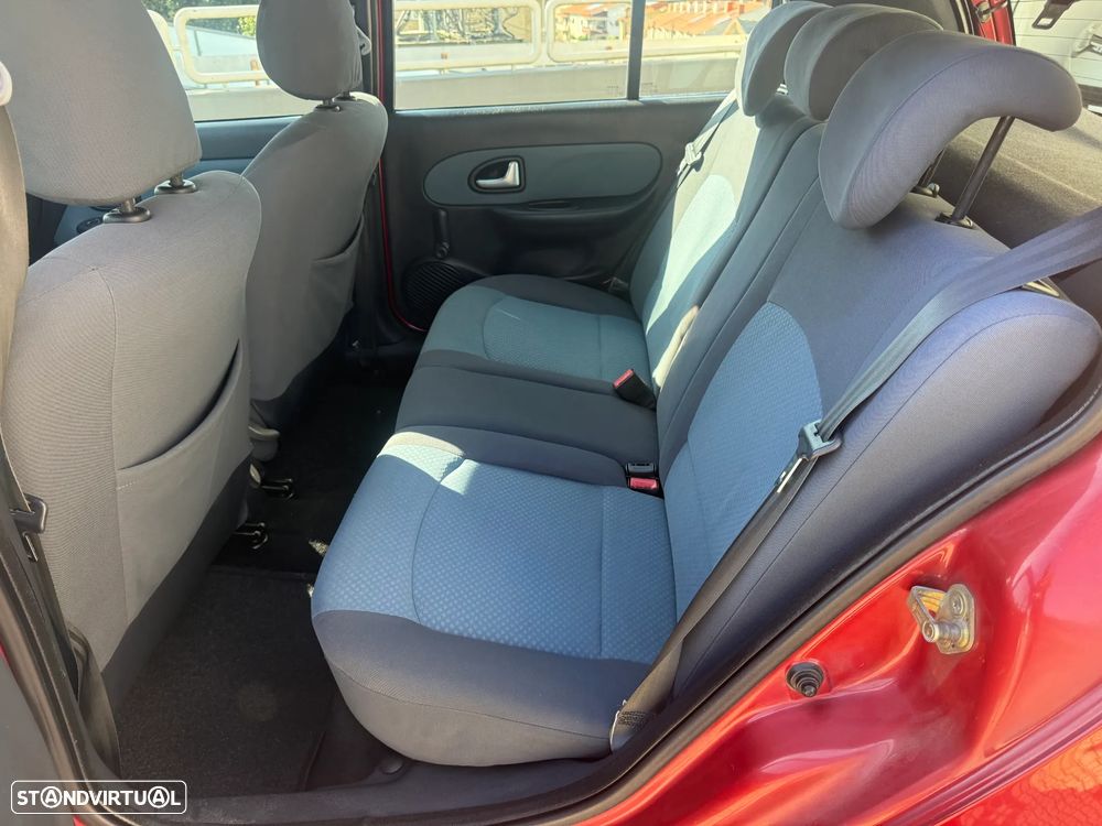 Renault Clio 1.2 16V Billabong - 12