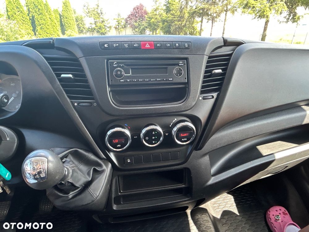 Iveco DAILY 35-150 - 16