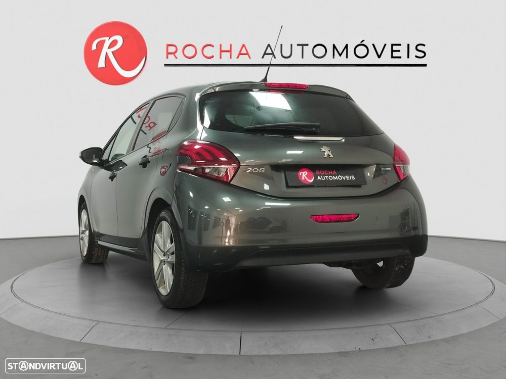 Peugeot 208 1.2 PureTech Signature - 5
