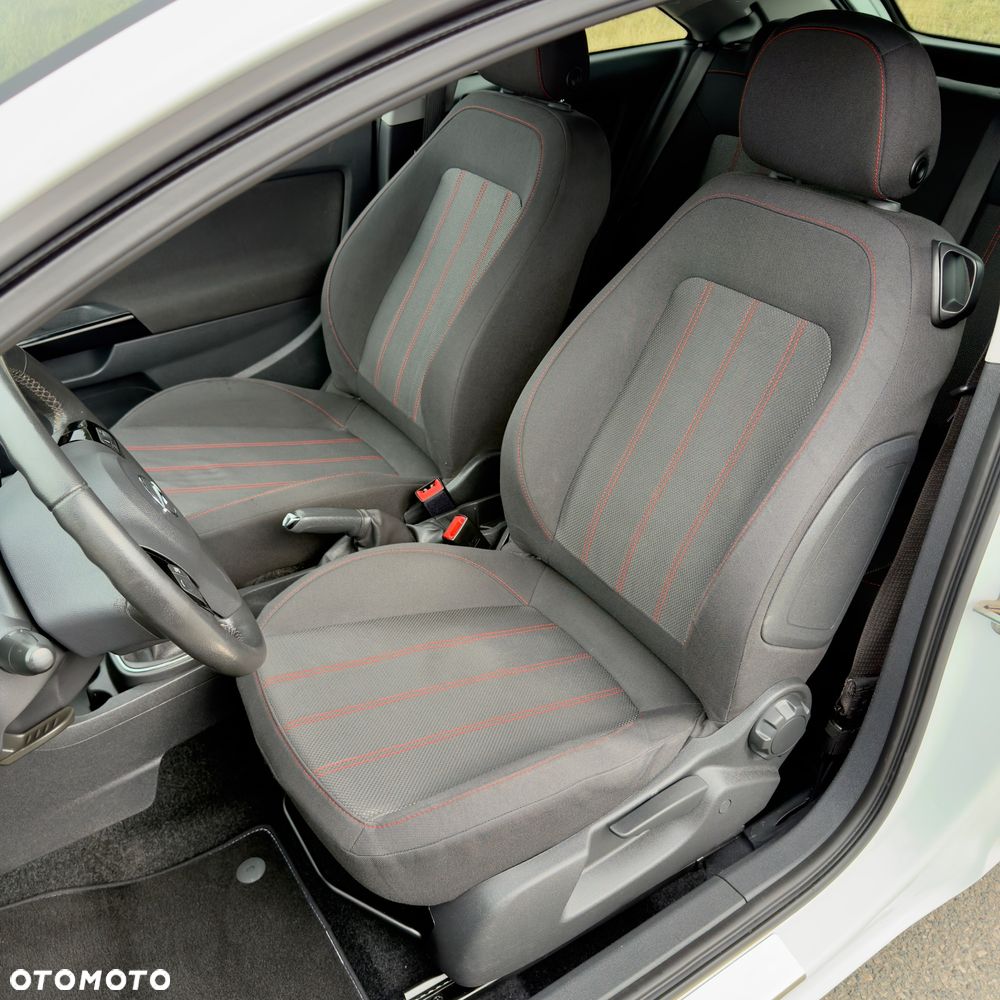 Opel Corsa 1.4 16V Color Edition - 10