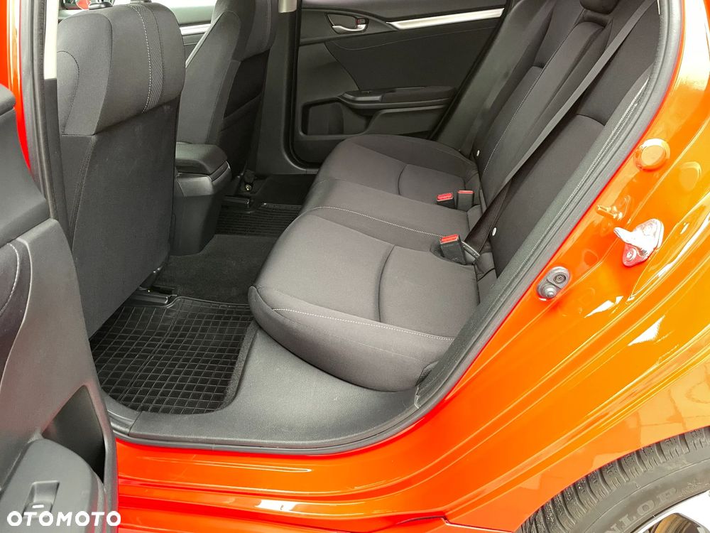 Honda Civic 1.5 T Elegance CVT - 21