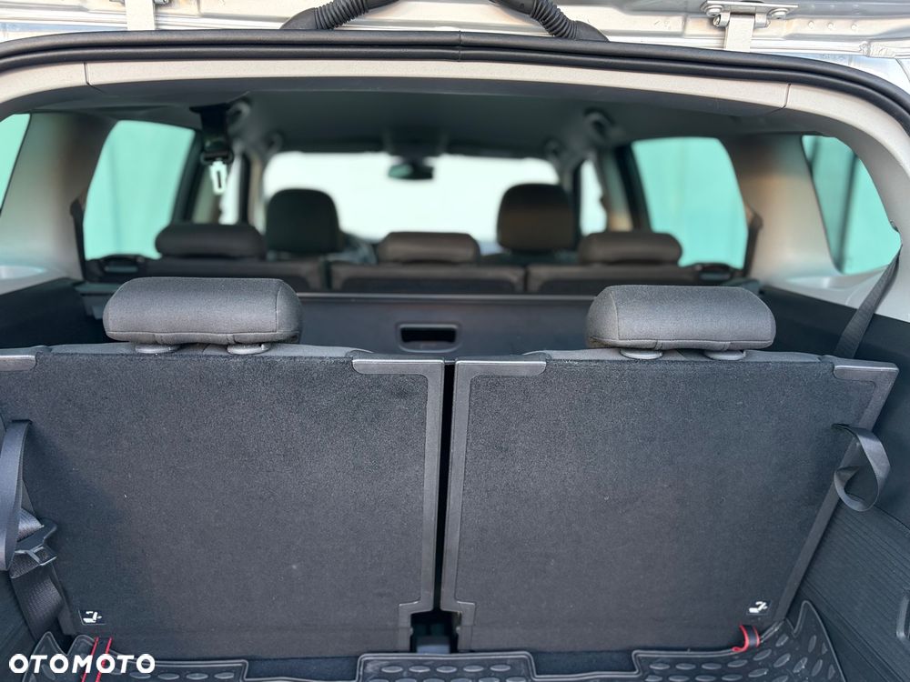 Opel Zafira - 26