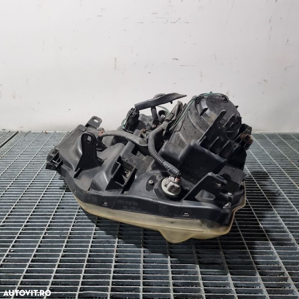 Far Stanga Nissan X - Trail T31 2007 - 2013 SUV 4 Usi (1469) Xenon - 3
