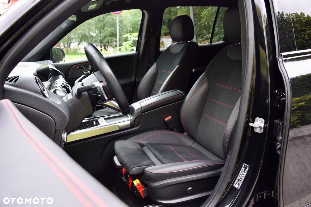 Mercedes-Benz GLB 200 d 4-Matic AMG Line 8G-DCT - 19