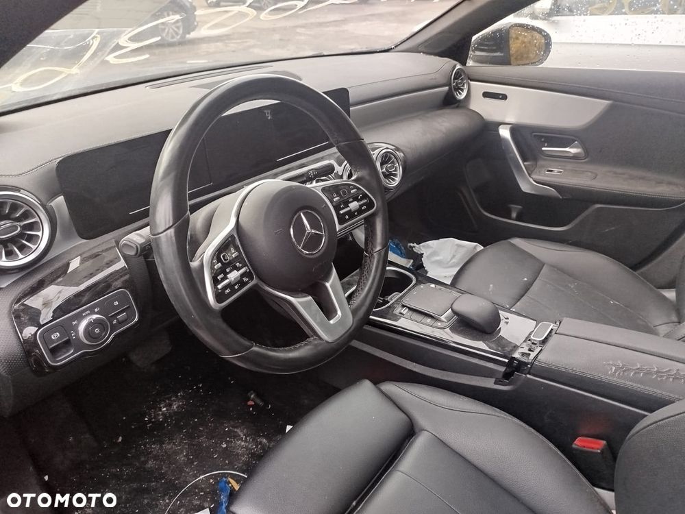 Mercedes-Benz CLA - 7