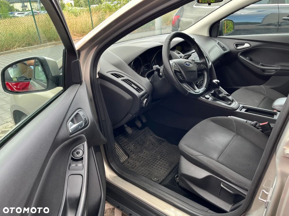 Ford Focus 1.0 EcoBoost Trend - 6