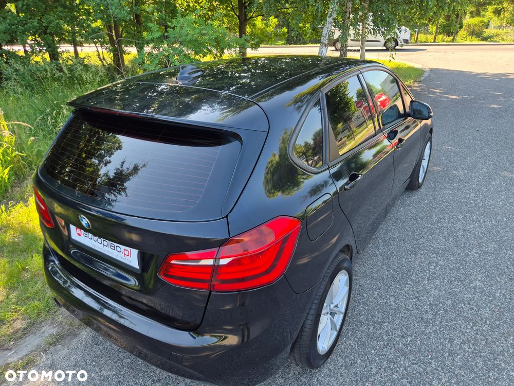 BMW Seria 2 216d Sport Line - 22