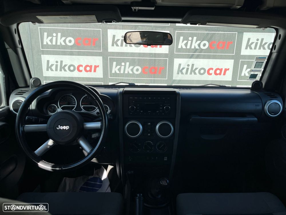 Jeep Wrangler Unlimited 2.8 CRD MTX Sahara - 25