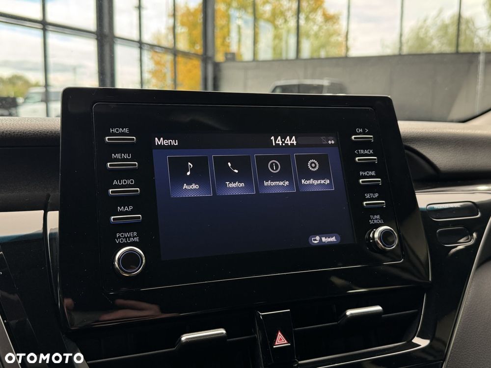 Toyota Camry 2.5 Hybrid Comfort CVT - 32