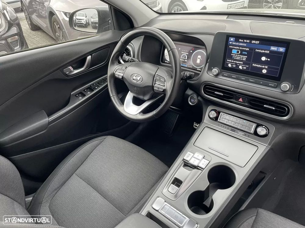 Hyundai Kauai - 12