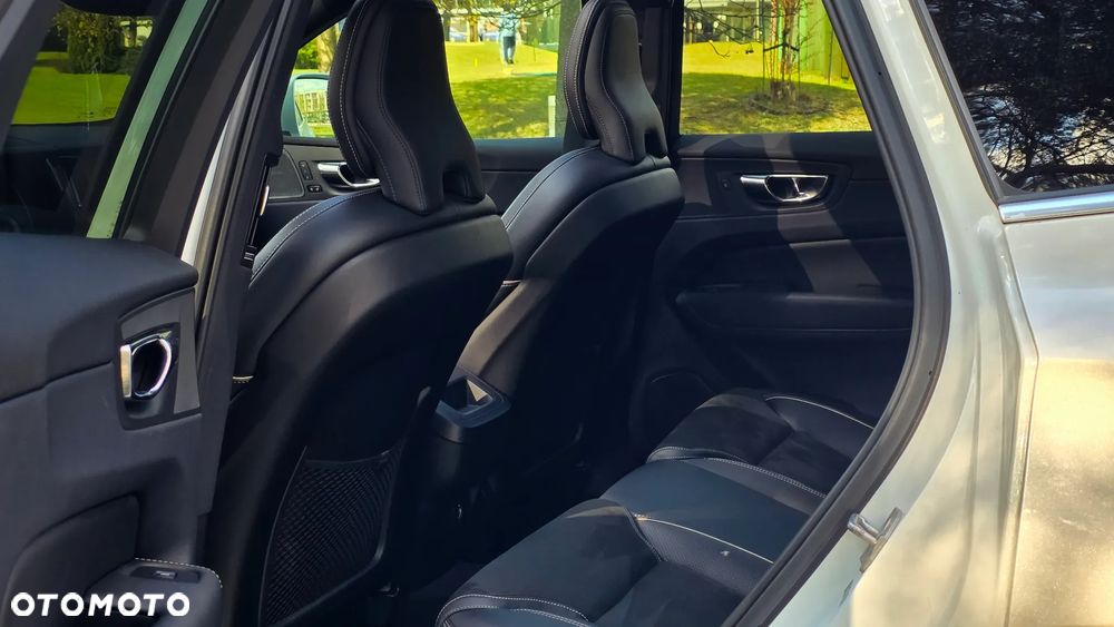 Volvo XC 60 T5 AWD Geartronic RDesign - 30