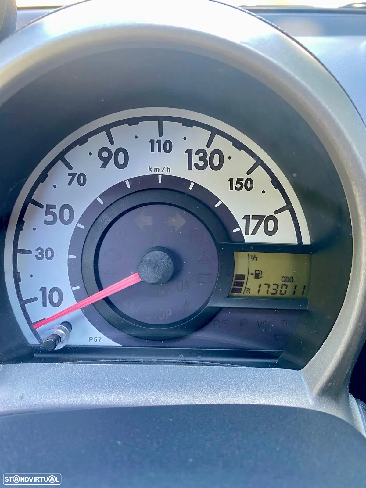 Peugeot 107 1.0 Trendy - 12