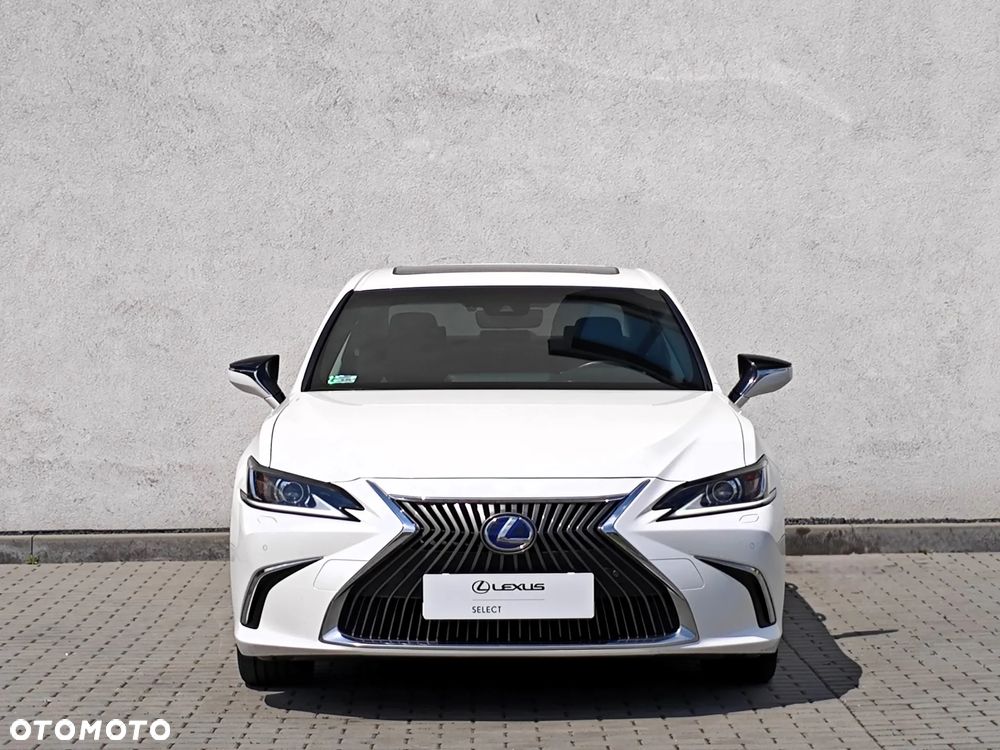 Lexus ES 300h Business Edition - 7