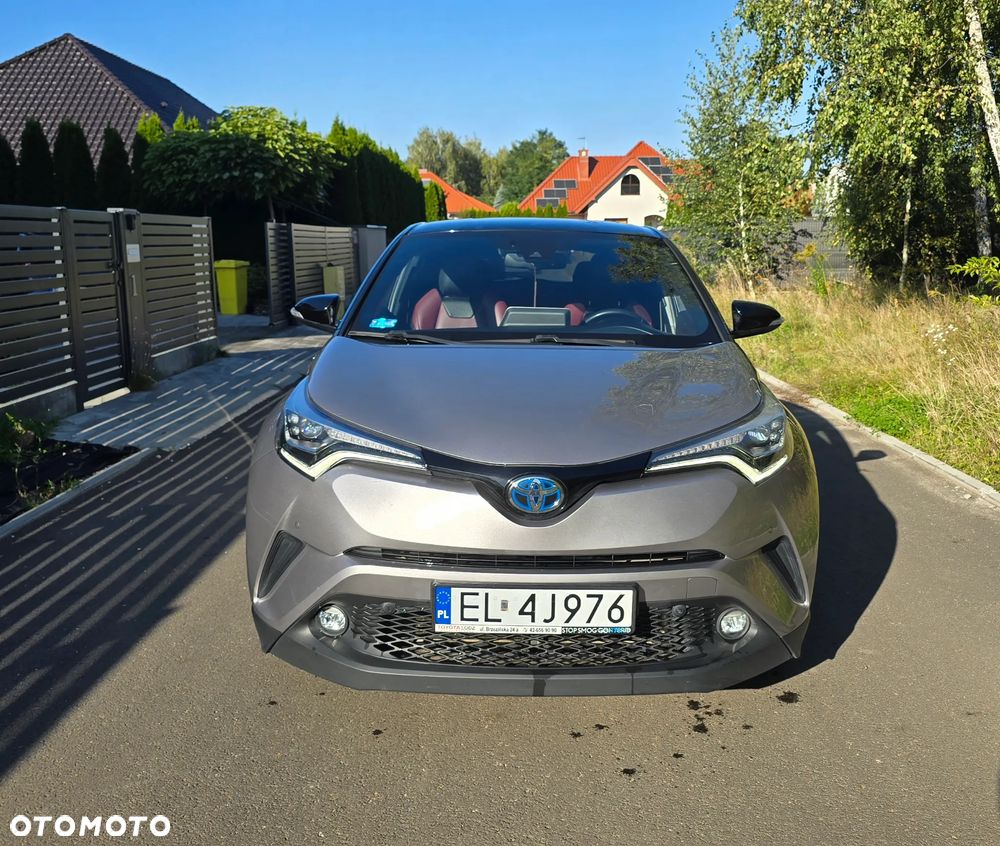 Toyota C-Hr 2018 photo 3