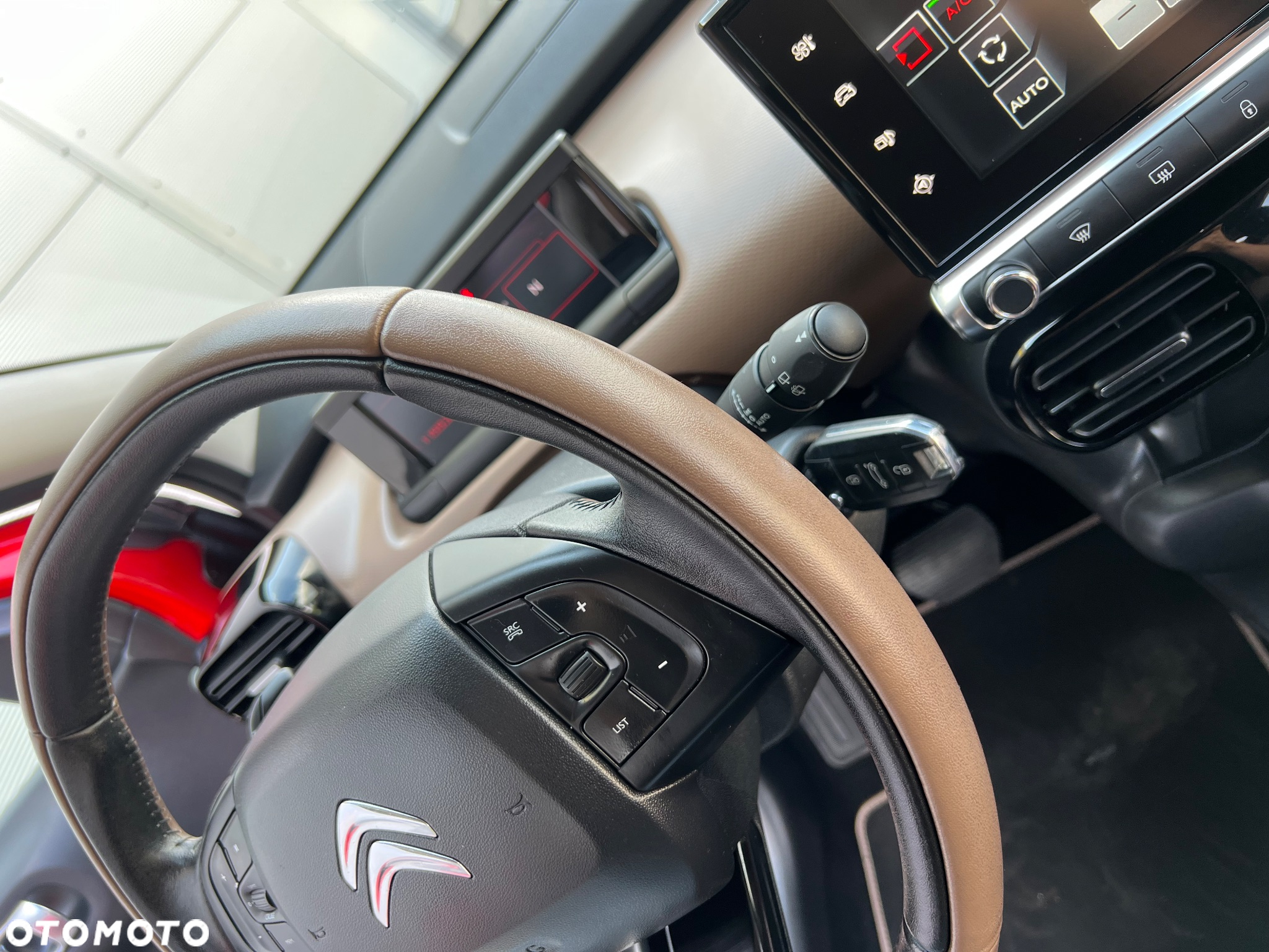 Citroën C4 Cactus 1.2 PureTech Shine Edition S&S ETG - 34