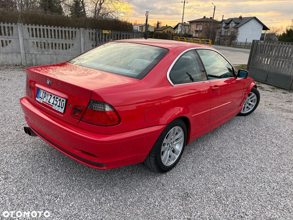 BMW Seria 3 323i - 5