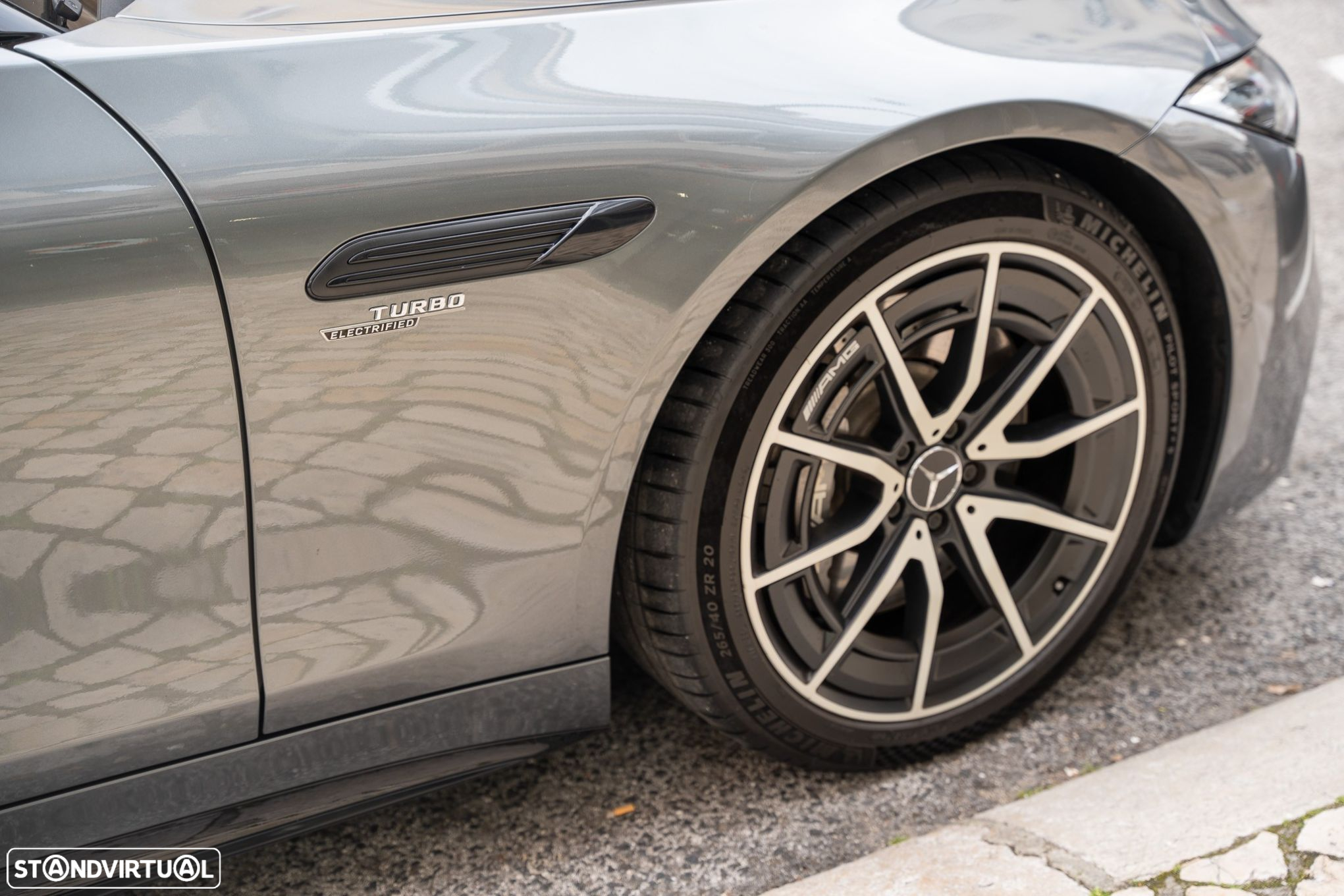 Mercedes-Benz SL 43 AMG Standard - 14