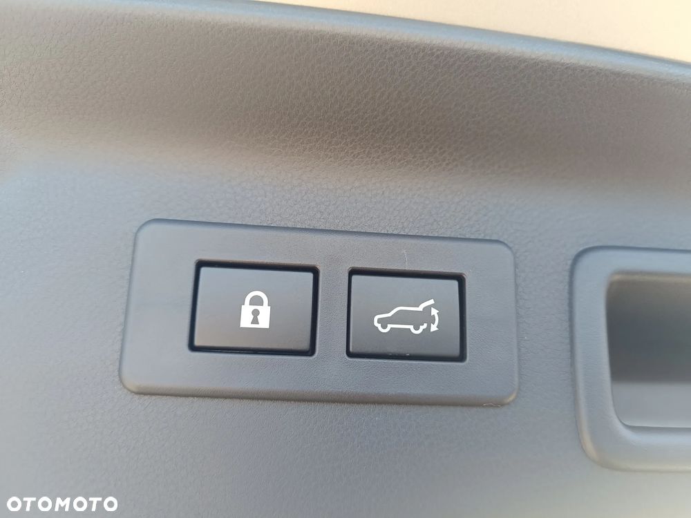 Subaru Forester 2.0i-L Platinum (EyeSight) Lineartronic - 35