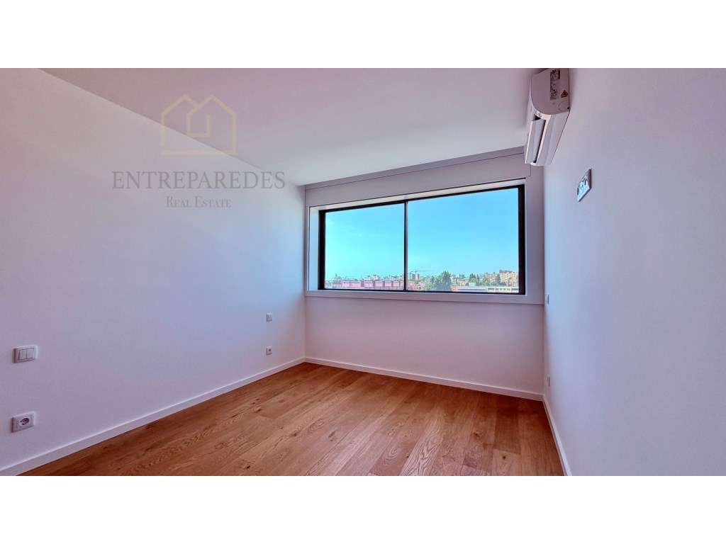 Apartamento T2 com garagem e varanda para comprar em Matosinhos Sul... - Grande imagem: 4/17