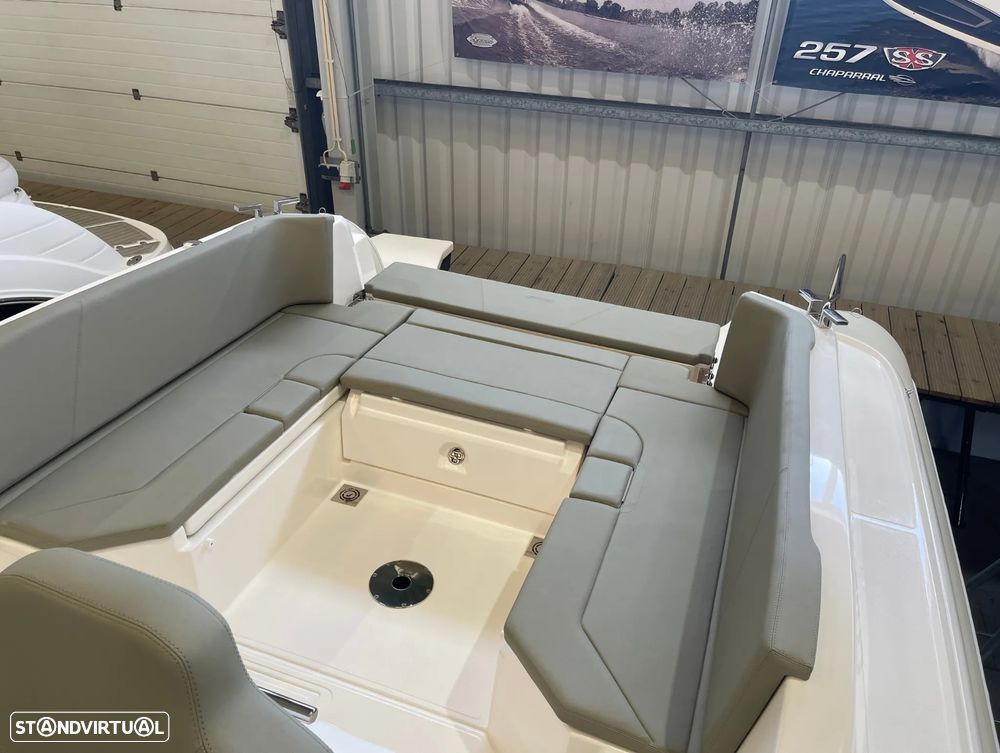 Outra não listada JOKER BOAT CLUBMAN 28 - 10