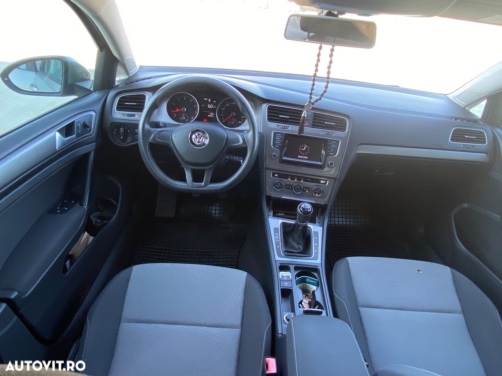 Volkswagen Golf 1.2 TSI BMT Comfortline - 9
