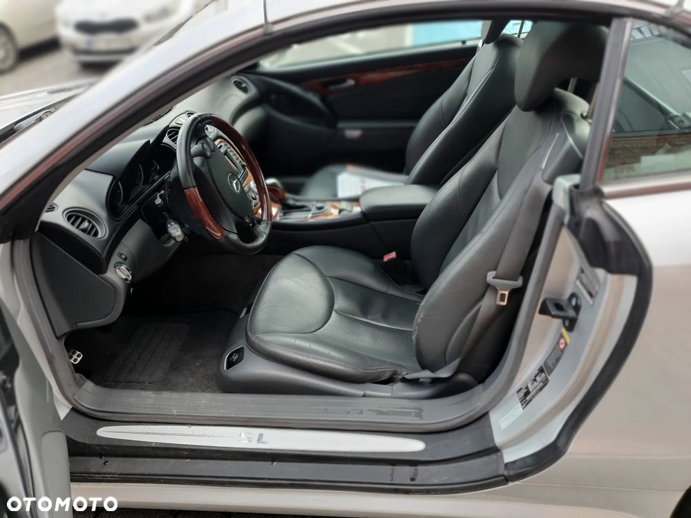 Mercedes-Benz SL 500 - 11