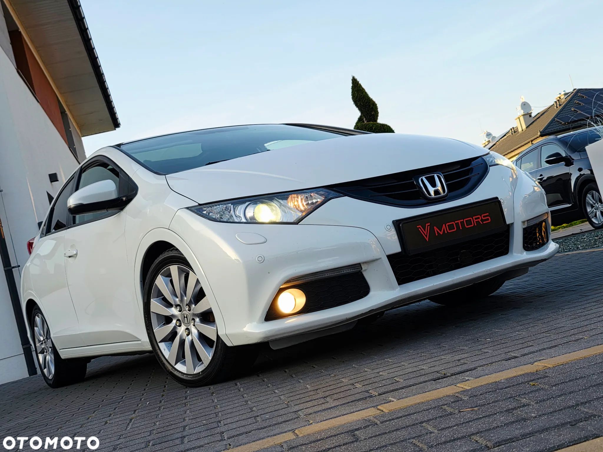 Honda Civic 2.2i-CTDi Executive - 1
