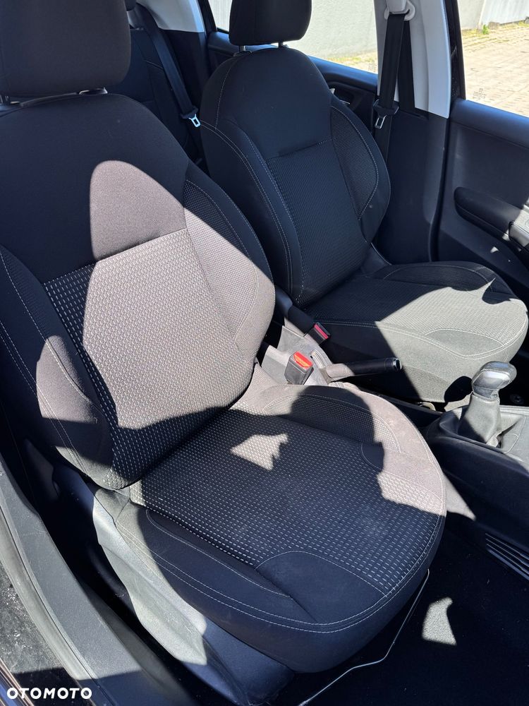Peugeot 208 82 VTI Allure - 12
