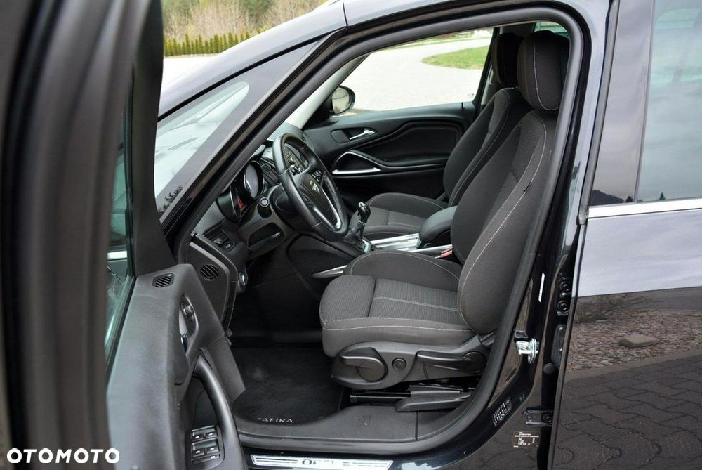 Opel Zafira 1.4 Turbo Innovation - 21