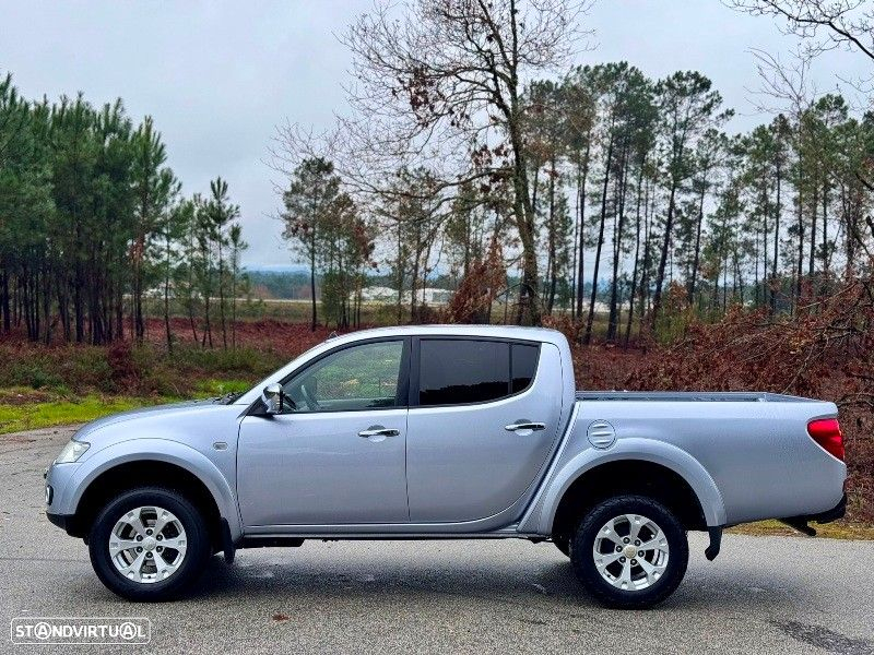 Mitsubishi L200 2.5 DI-D CD Invite AC 4WD - 11