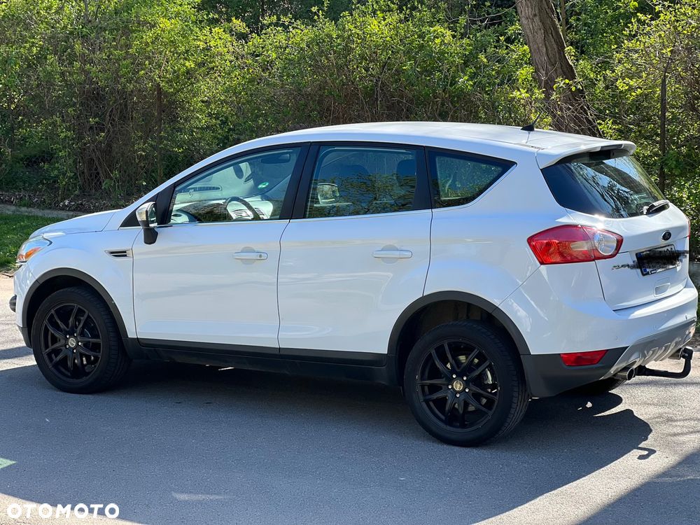 Ford Kuga 2.0 TDCi 4x4 Trend - 4