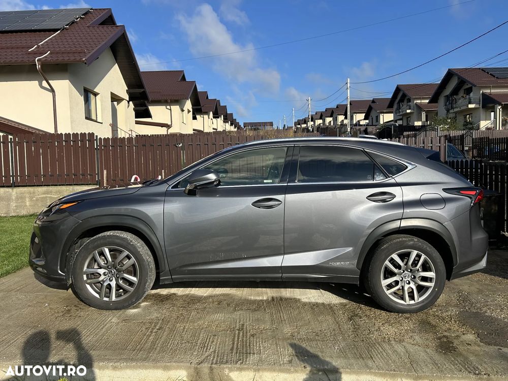 Lexus Seria NX 300h Executive Line - 3