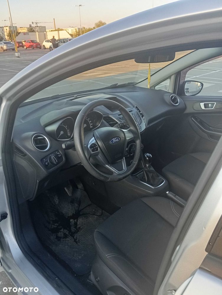 Ford Fiesta - 8