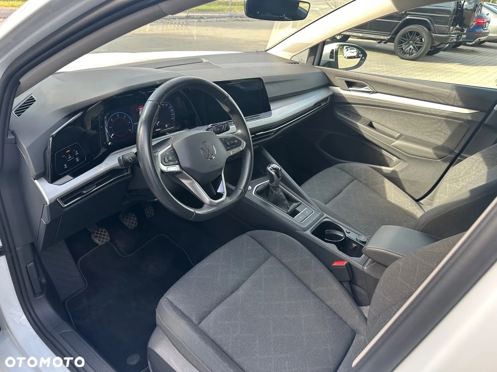 Volkswagen Golf VIII 2.0 TDI - 10