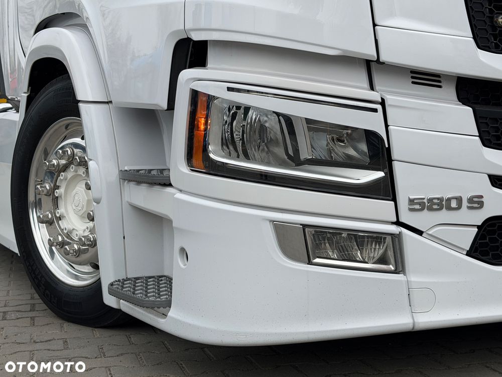 Scania 580S scania z Niemiec v8 mega low deck idealny stan 2021 pełna opcja bez egr - 27