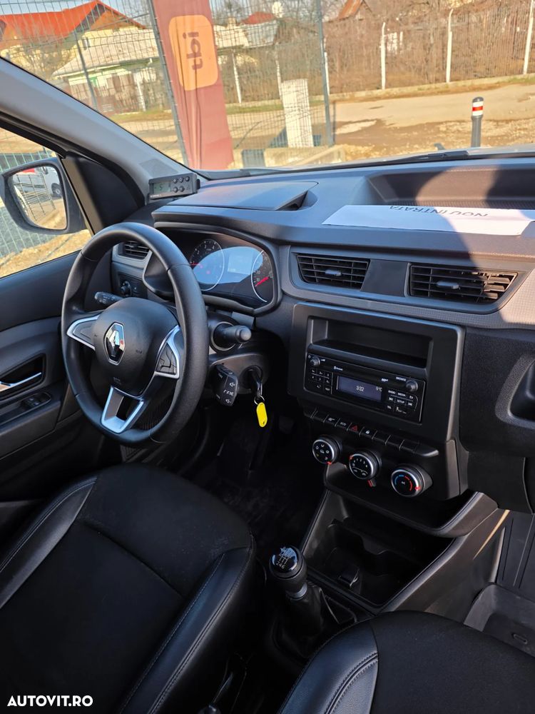 Renault EXPRESS - 13