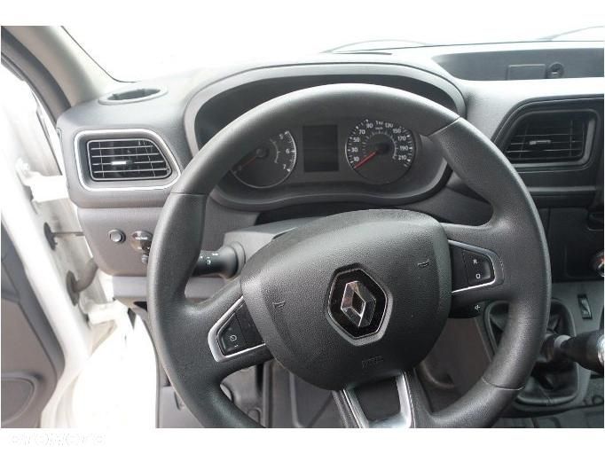 Renault Master - 9