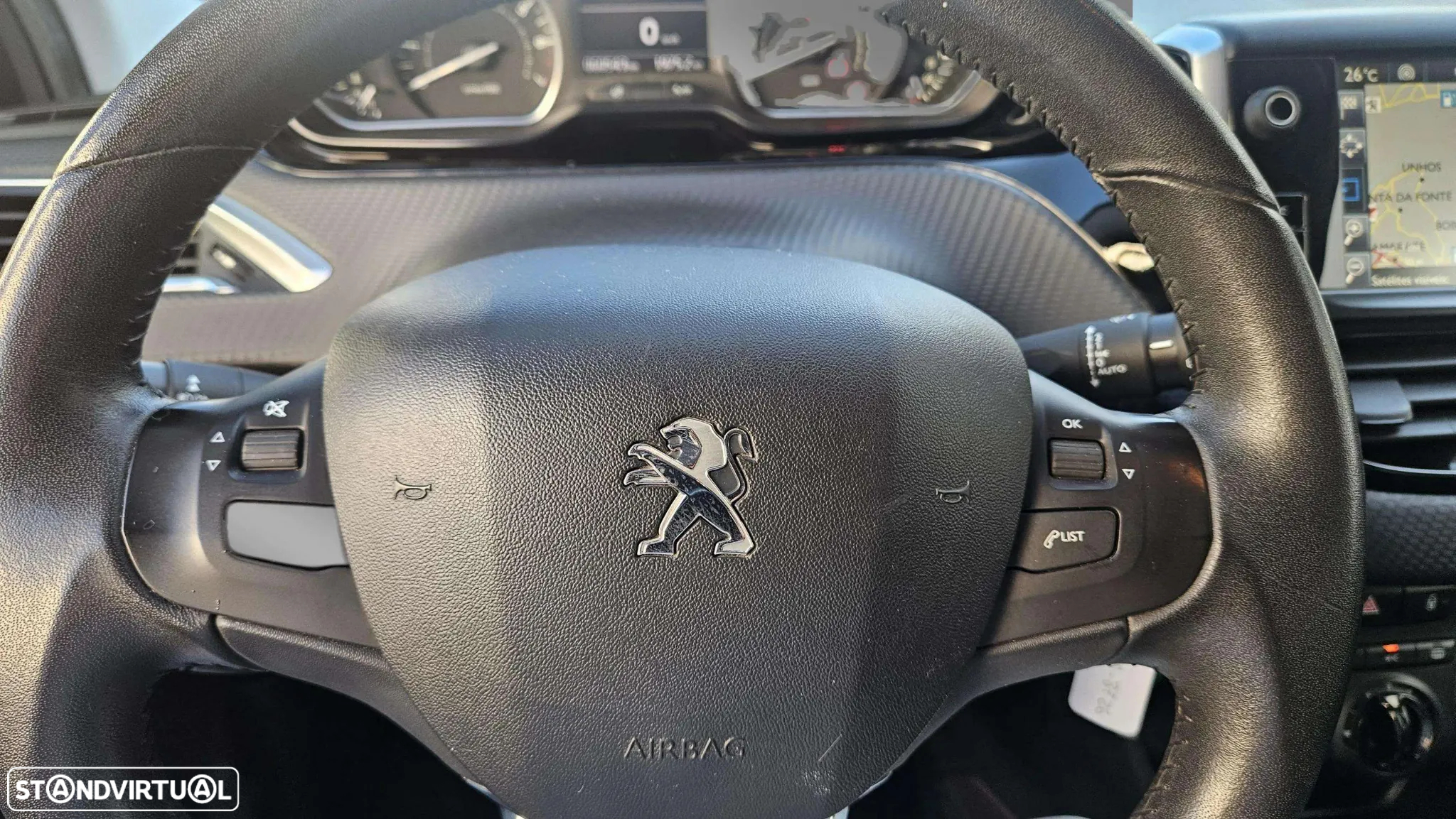 Peugeot 2008 1.2 PureTech Style - 18