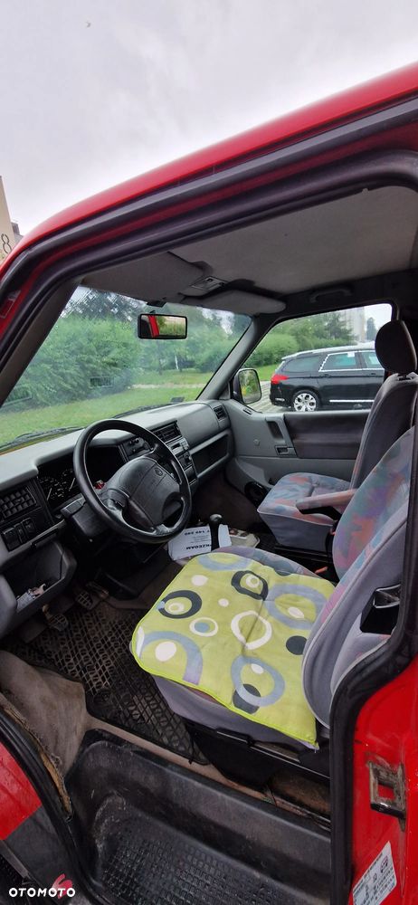 Volkswagen Multivan - 18