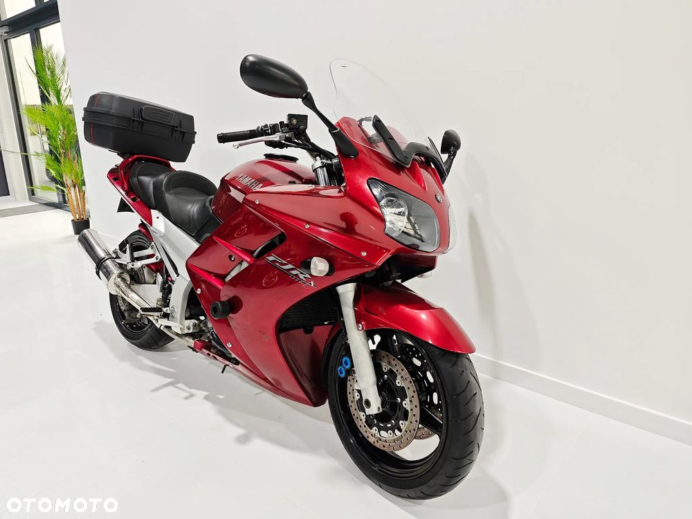 Yamaha FJR - 3