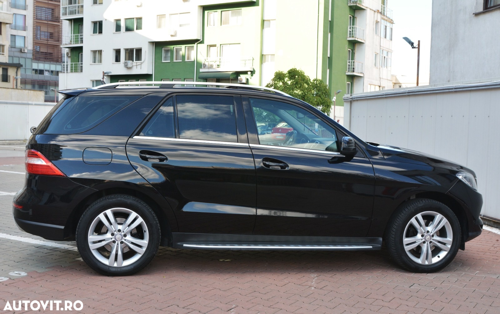 Mercedes-Benz ML 350 BlueTEC 4MATIC 7G-TRONIC - 4