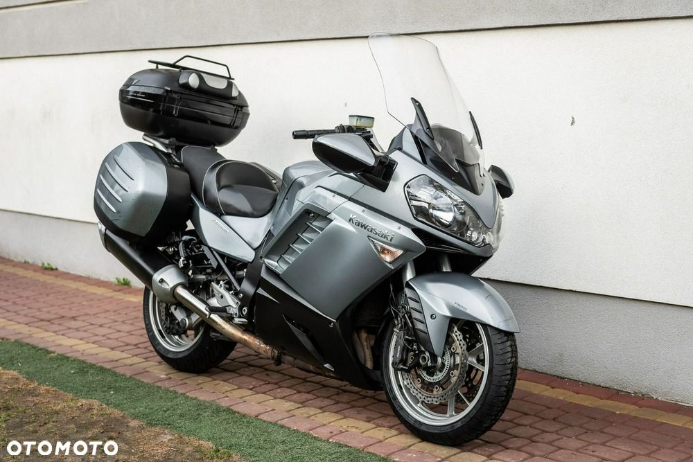 Kawasaki GTR - 1