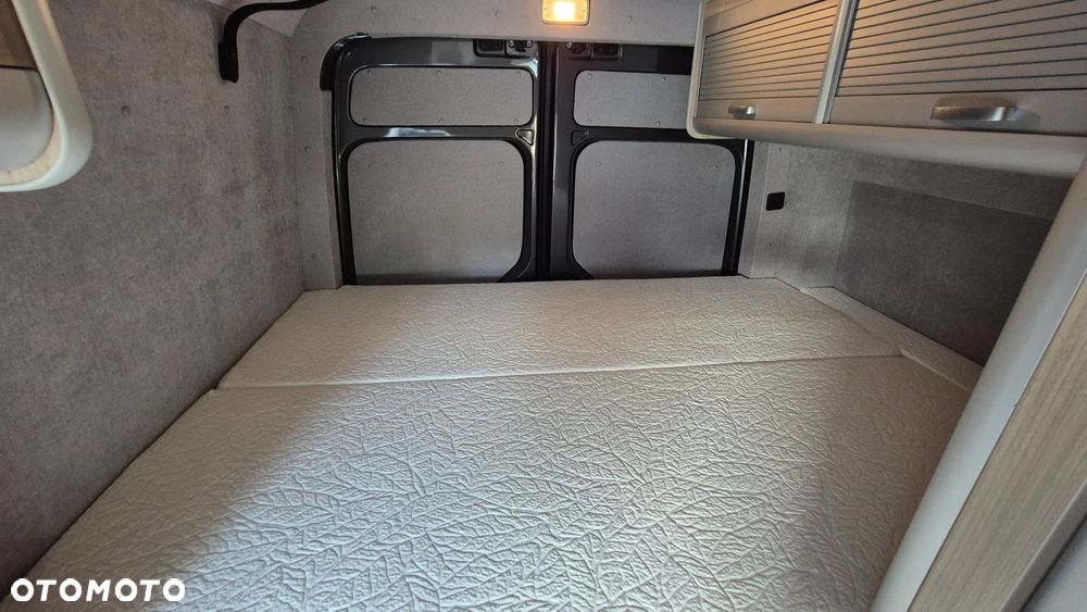 Volkswagen Crafter - 14