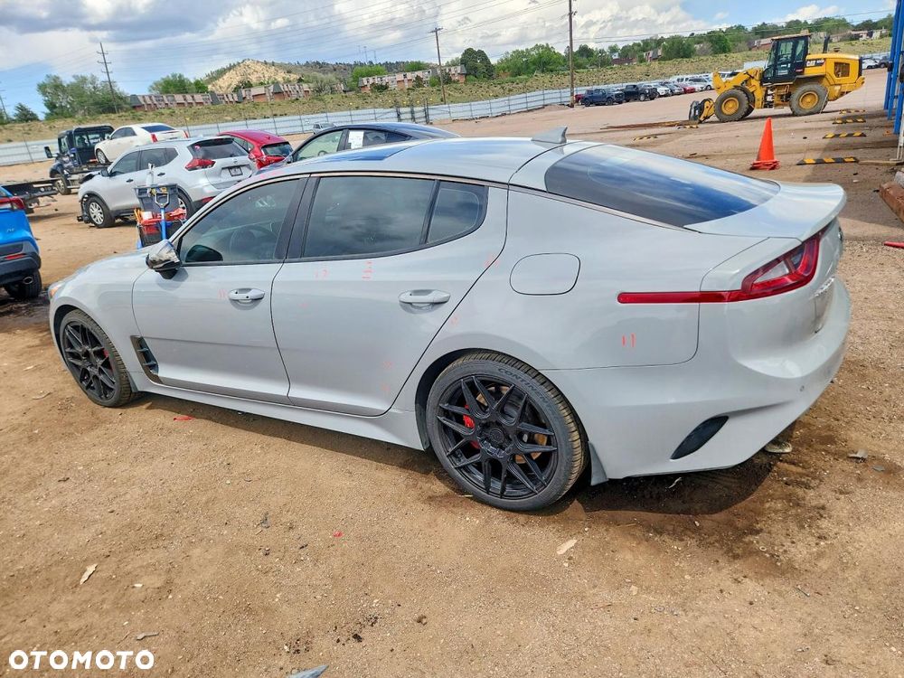 Kia Stinger 3.3 T-GDI AWD GT - 5