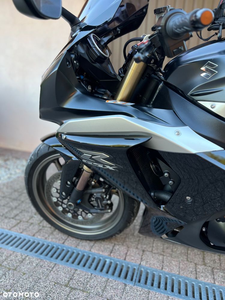 Suzuki GSX-R - 21