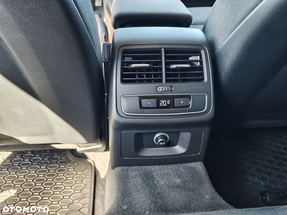 Audi A4 Avant 2.0 TDI S tronic - 14