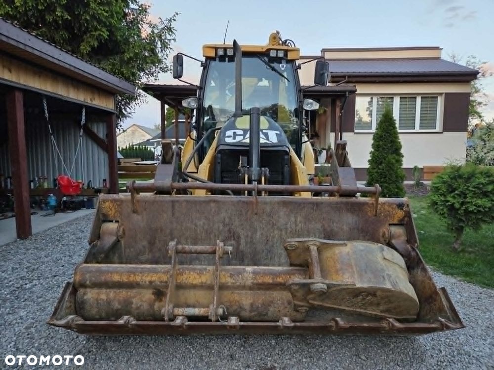 Caterpillar CAT 422E - 3